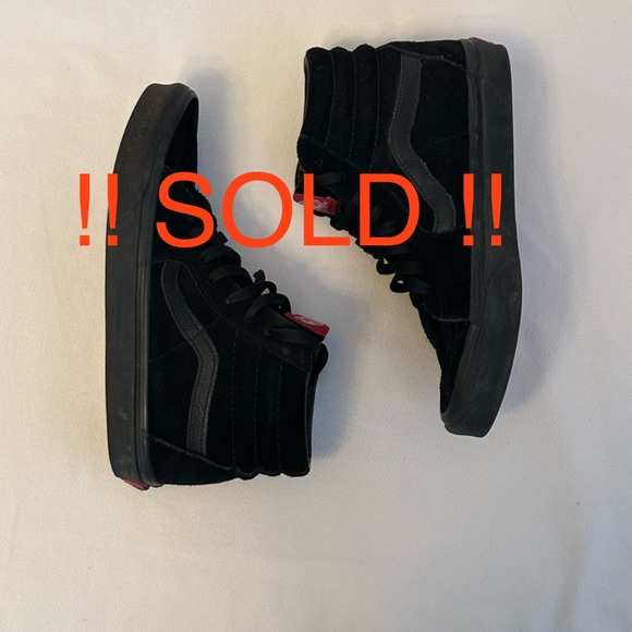 !! SOLD !! Black Vans Sk8 Hi shoes, very lightly worn Unisex Men’s 7/womens 8.5 - Picture 1 of 8